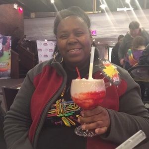 Meet your Posher, Donna